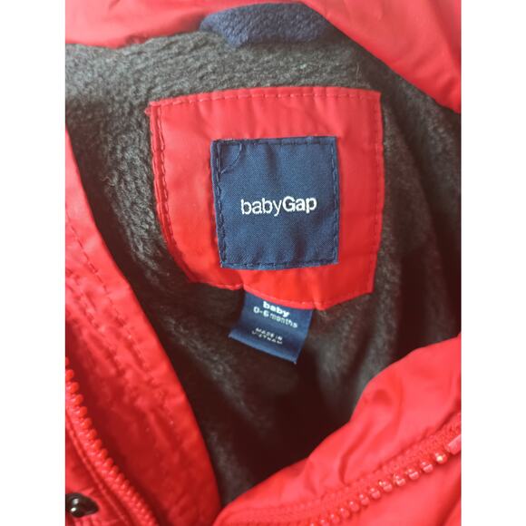 Baby Gap Red Puffer Jacket Coat Infant Size 0-6 Months Full Zip Fleece lined - Picture 6 of 7
